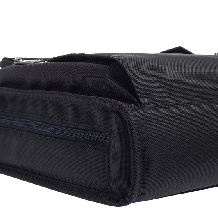 مملوكة مسبقًا Tumi Black Nylon and Leather Large DFO Compact Screen Laptop Briefcase
