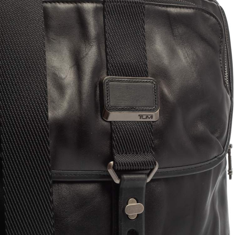 Pre Owned TUMI Black Leather Alpha Bravo Arnold Crossbody Bag