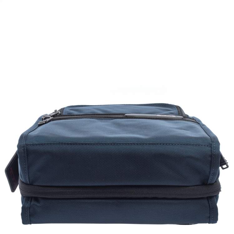 Pre Owned Tumi Blue Nylon Utility Tote