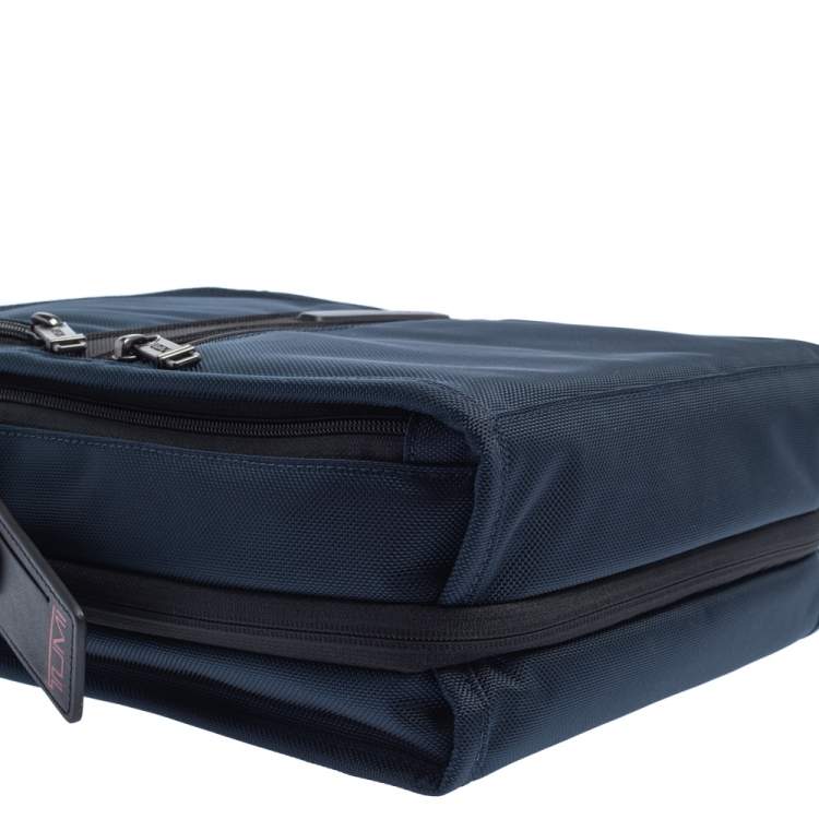 Pre Owned Tumi Blue/Black Nylon Utility Tote