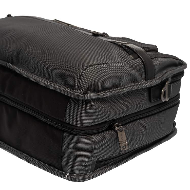 Pre Owned TUMI Grey/Black Nylon and Leather Expandable Organizer Computer Briefcase
