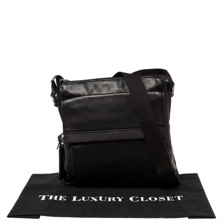 مملوكة مسبقًا TUMI Black/Brown Leather Oxford Top Zip Flap Crossbody Bag