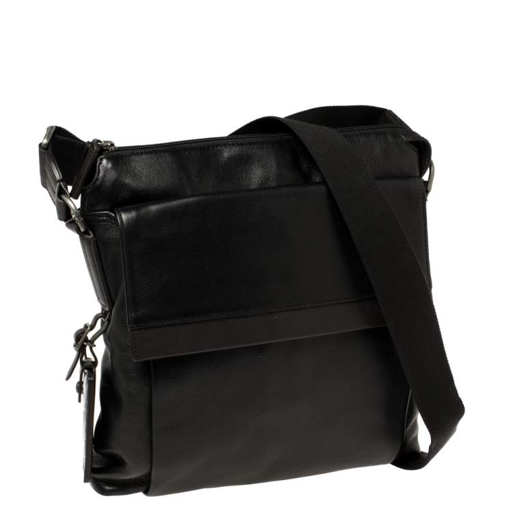 مملوكة مسبقًا TUMI Black/Brown Leather Oxford Top Zip Flap Crossbody Bag