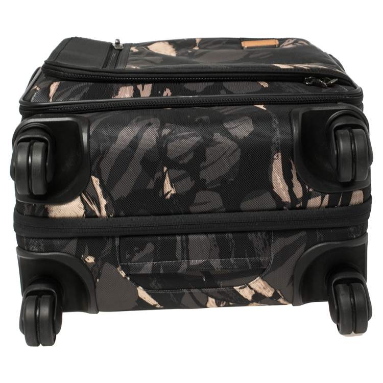 Pre Owned TUMI Black Highlands Print Nylon Merge Continental Expandable Carry On Luggage