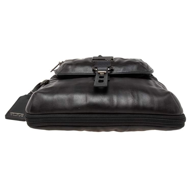 Pre Owned Tumi Black Leather Alpha Bravo Arnold Zip Messenger Bag
