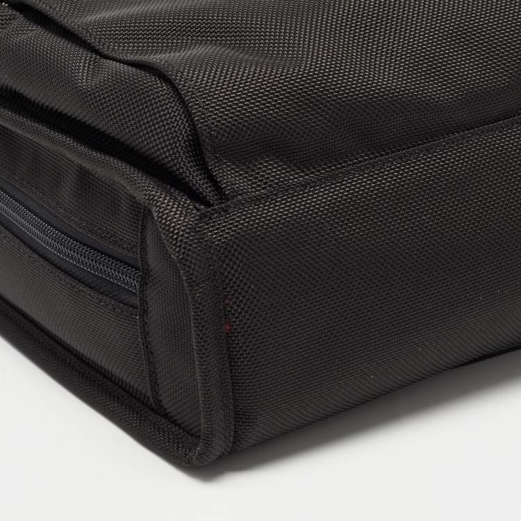 Pre Owned TUMI Black Nylon Large Compact Gen4.2 Screen Laptop Briefcase