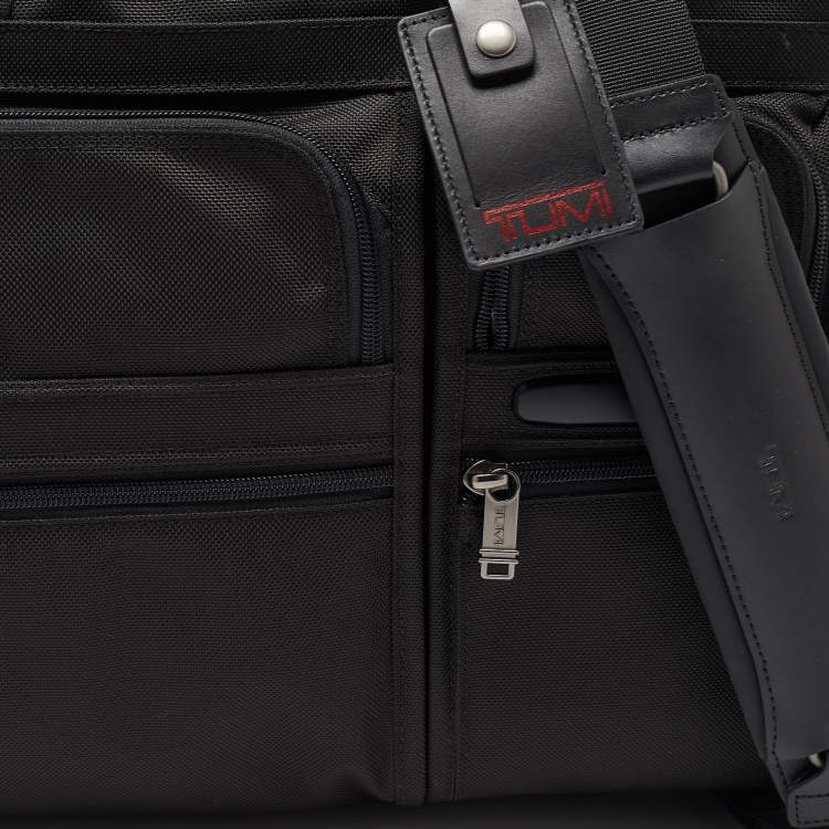 Pre Owned TUMI Black Nylon Large Compact Gen4.2 Screen Laptop Briefcase