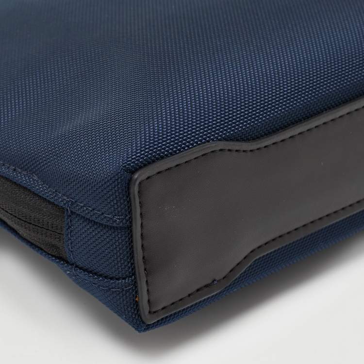 Pre Owned TUMI Navy Blue/Black Nylon and Leather Arrive Owen Crossbody Bag