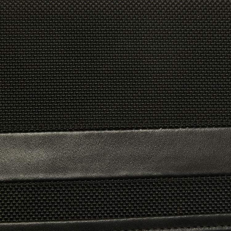 Pre Owned Tumi Black Nylon and Leather Travel Zip Around Wallet