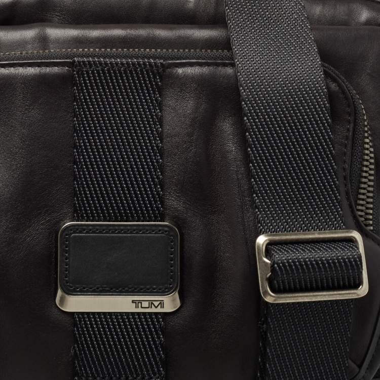 Pre Owned Tumi Black Leather Alpha Bravo Arnold Zip Flap Expandable Messenger Bag