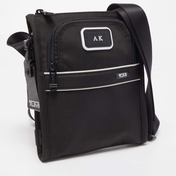 Pre Owned Tumi Black Nylon Alpha Pocket Messenger Bag 