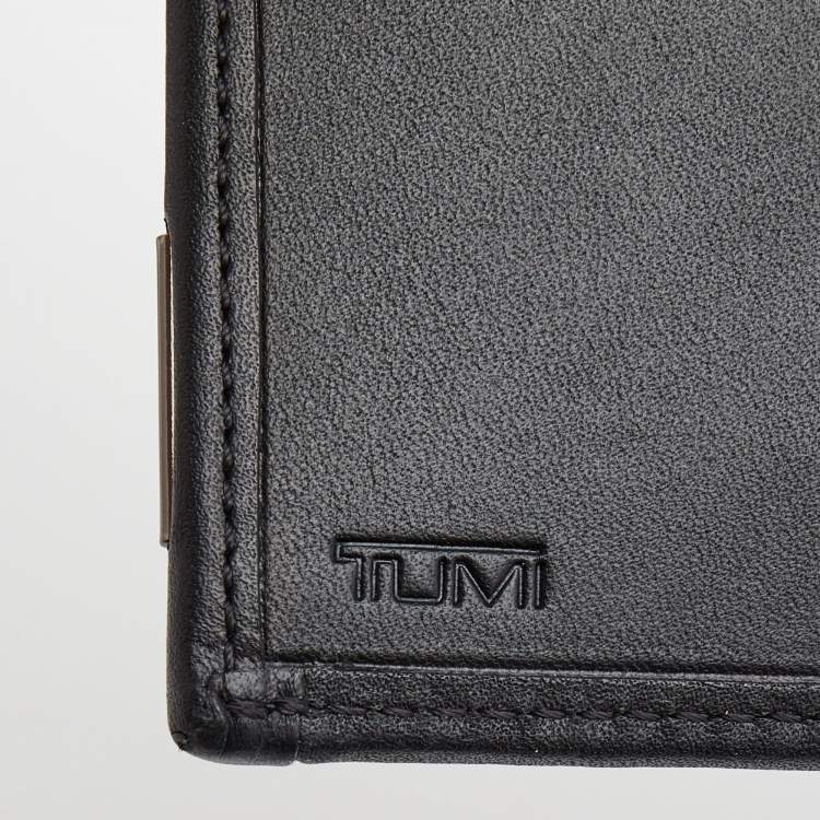 Pre Owned Tumi Grey/Black Fabric And Leather Bifold Card Case