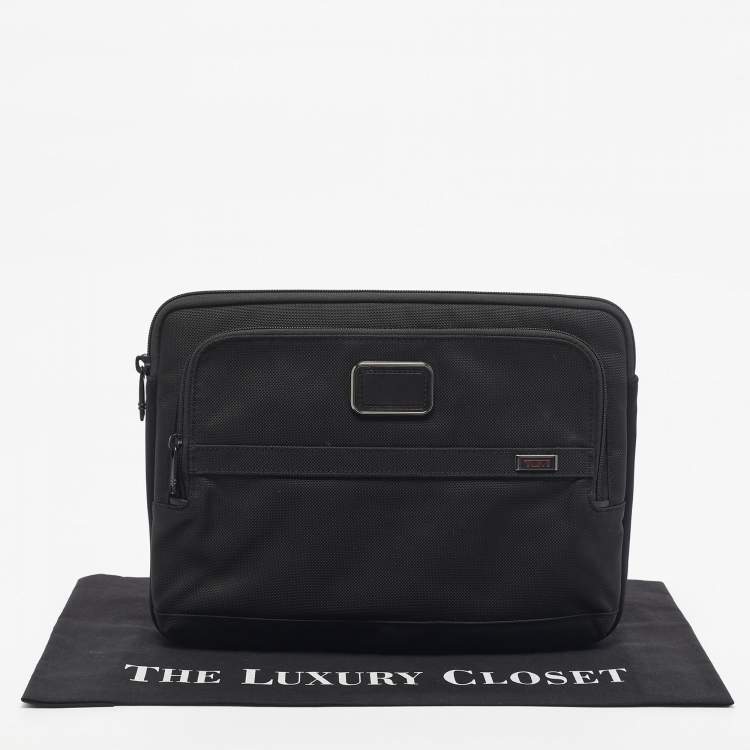 Pre Owned TUMI Black Nylon Alpha 3 Laptop Sleeve