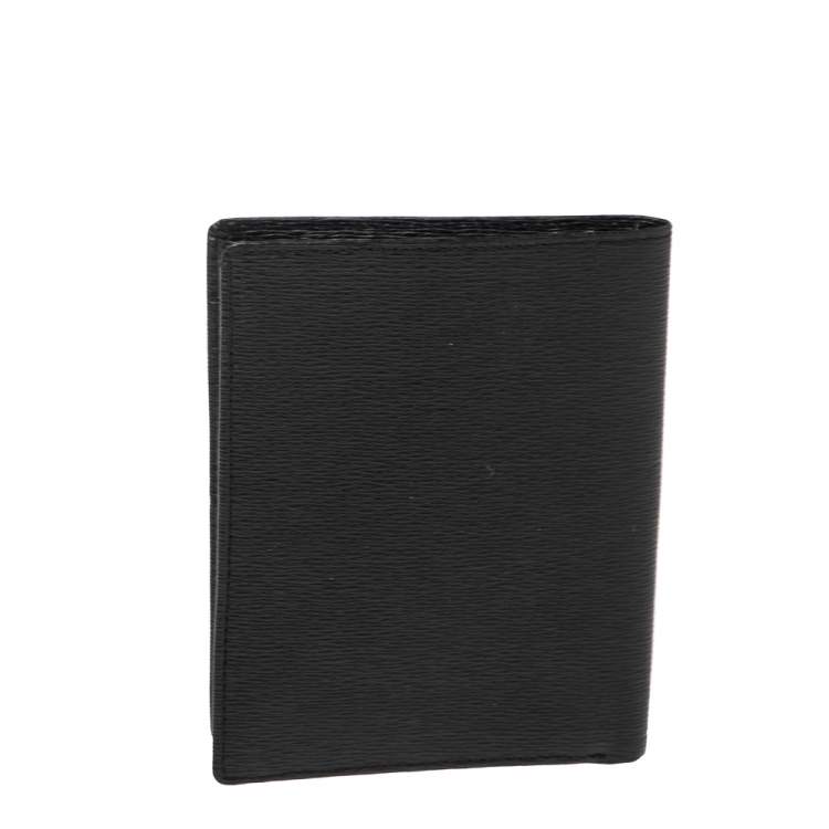 Pre Owned Tumi Black Textured Leather Passport Case