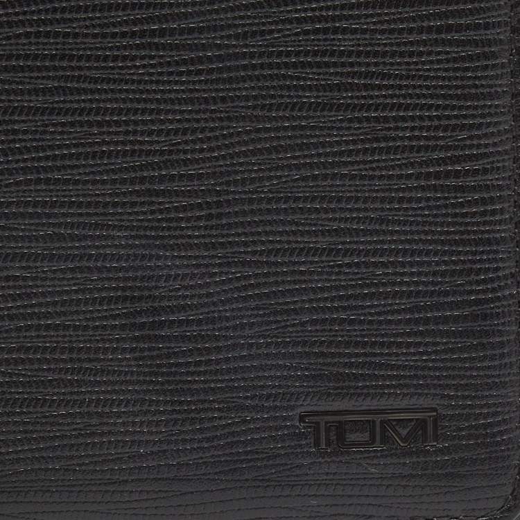 Pre Owned Tumi Black Leather Zip Around Clutch Organizer