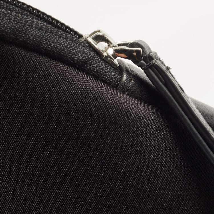 Pre Owned TUMI Black Neoprene Laptop Sleeve