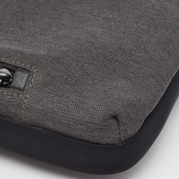 Pre Owned TUMI Black/Grey Nylon Alpha II Laptop Sleeve
