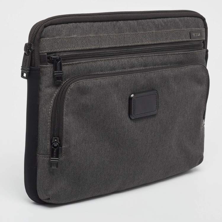 Pre Owned TUMI Black/Grey Nylon Alpha II Laptop Sleeve