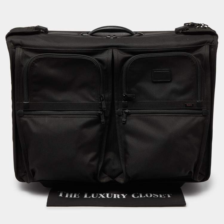 Pre Owned TUMI Black Nylon Alpha Rolling Garment Bag Suitcase