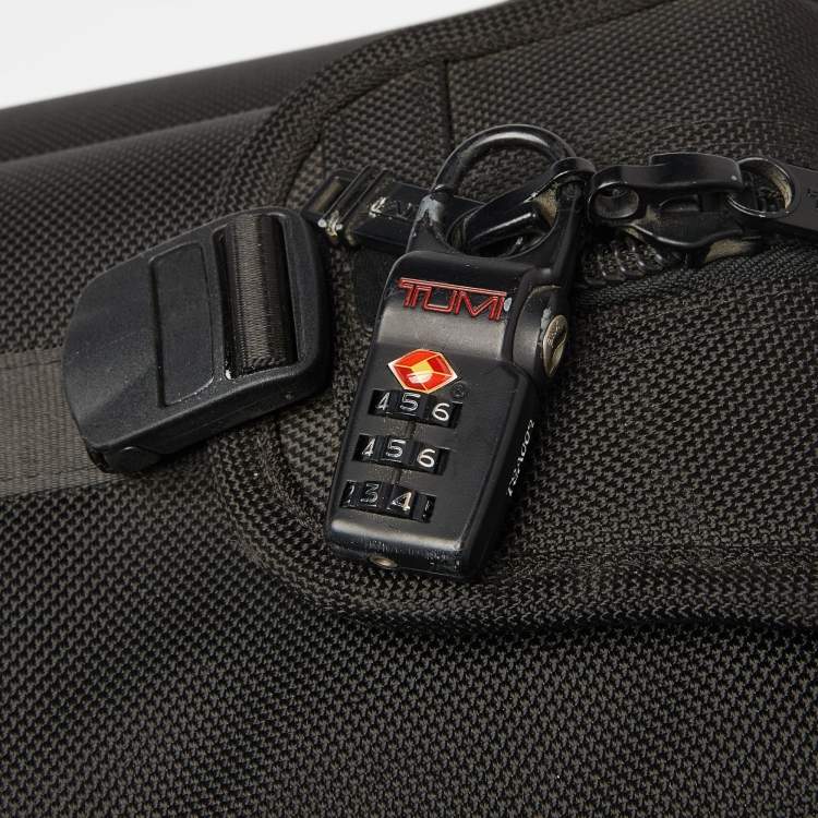 Pre Owned TUMI Black Nylon Alpha Rolling Garment Bag Suitcase