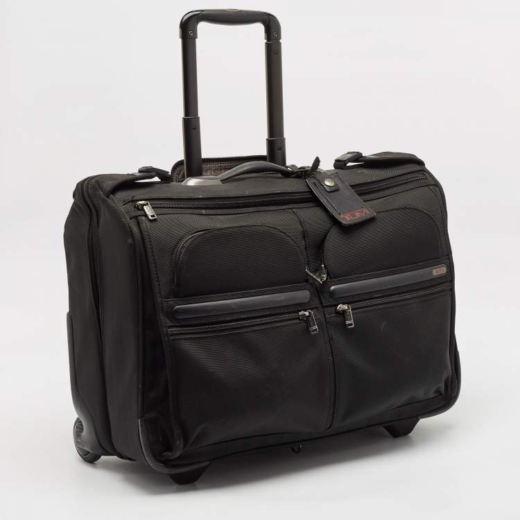 Pre Owned TUMI Black Nylon 2 Wheeled Alpha G4 Garment Luggage