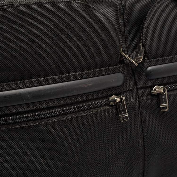 Pre Owned TUMI Black Nylon 2 Wheeled Alpha G4 Garment Luggage