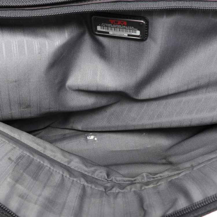 Pre Owned TUMI Black Nylon Tri Fold Garment Luggage Travel Bag