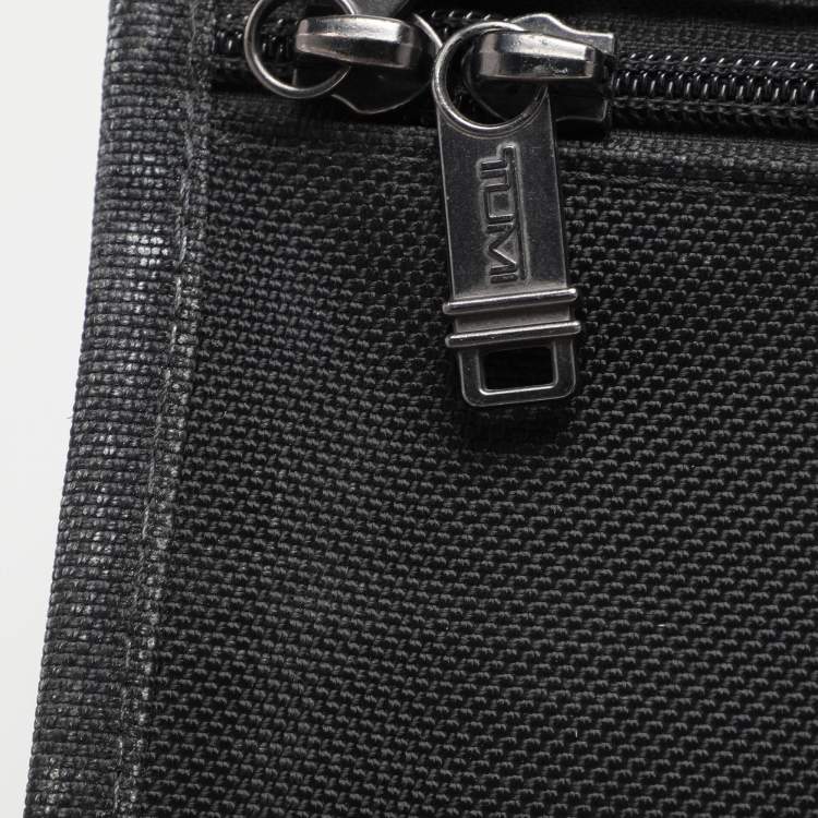Pre Owned TUMI Black Nylon Tri Fold Garment Luggage Travel Bag