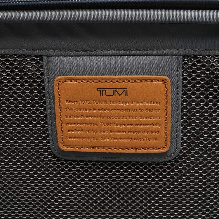 Pre Owned TUMI Silver Polycarbonate Continental Expandable 4 Carry On Luggage