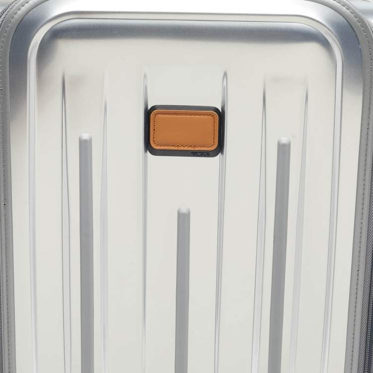 Pre Owned TUMI Silver Polycarbonate Continental Expandable 4 Carry On Luggage