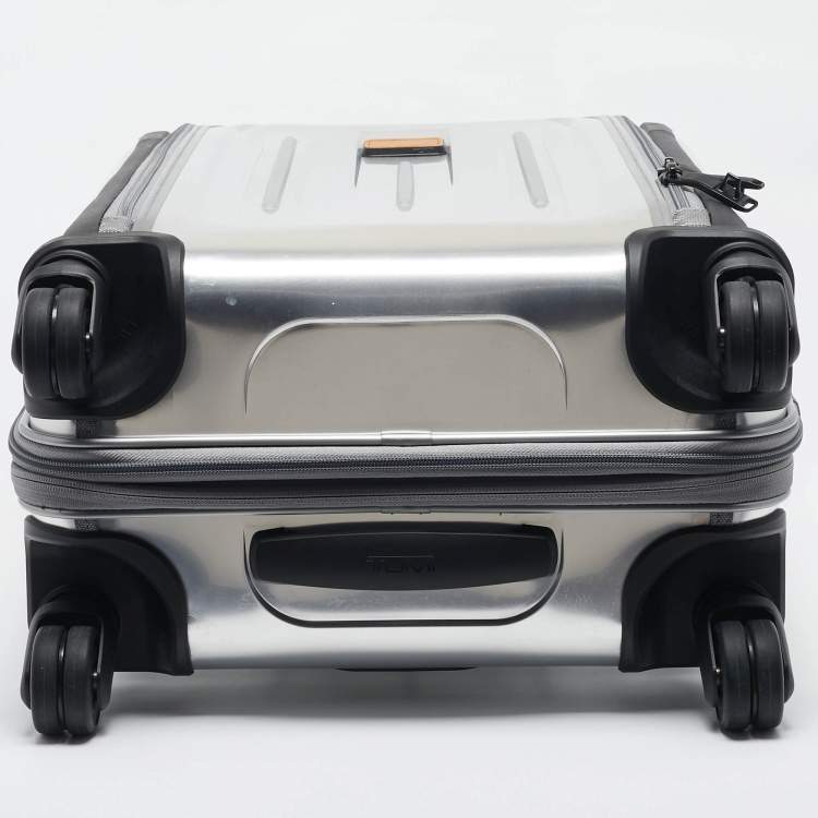 Pre Owned TUMI Silver Polycarbonate Continental Expandable 4 Carry On Luggage