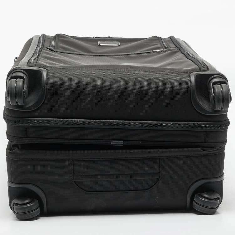 Pre Owned TUMI Black Nylon 4 Wheeled Alpha 3 Expandable Short Trip Luggage