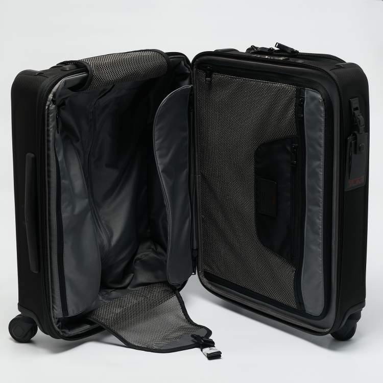 Pre Owned TUMI Black Nylon 4 Wheeled Alpha 3 Expandable Dual Access International Carry-On Luggage