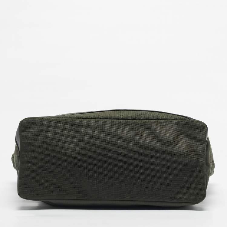 Pre Owned TUMI Military Green/Black Nylon and Leather Weekender Tote
