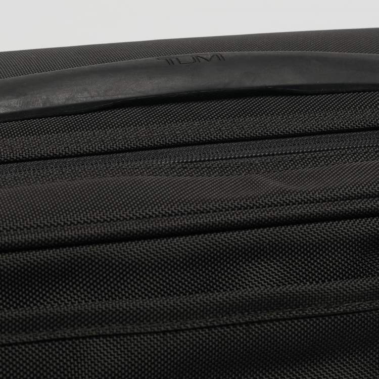 Pre Owned TUMI Black Nylon Alpha Bravo 2 International Office 4 Wheeled Carry On Luggage