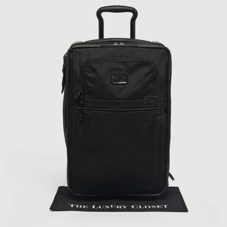 Pre Owned TUMI Black Nylon Alpha Bravo 2 International Office 4 Wheeled Carry On Luggage