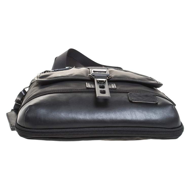 Pre Owned Tumi Black Coated Canvas and Leather Annapolis Zip Flap Messenger Bag
