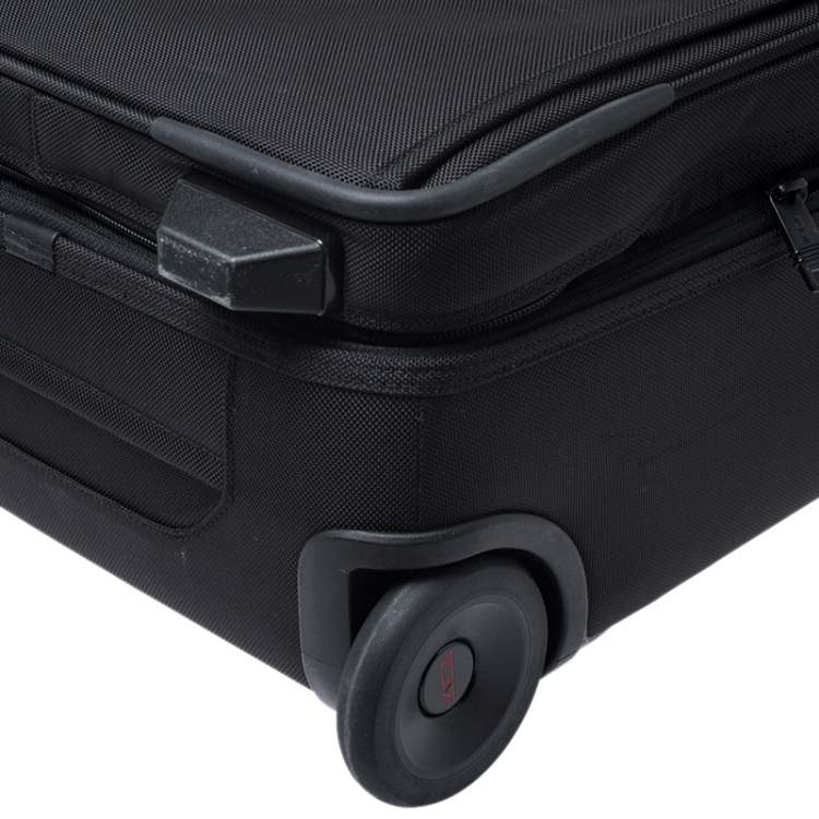 Pre Owned TUMI Black Nylon 2 Wheel Expandable II Carry On Luggage
