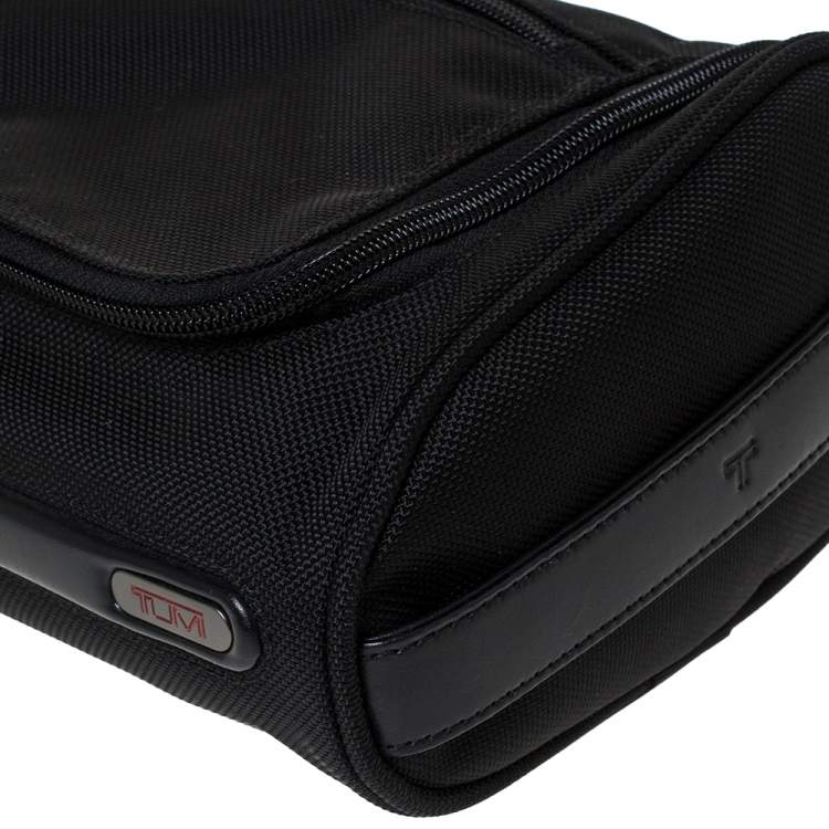 Pre Owned Tumi Black Nylon and Leather Vanity Pouch
