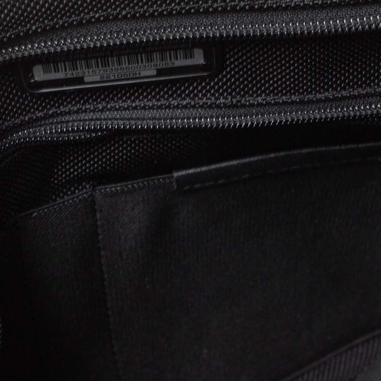 Pre Owned Tumi Black Nylon Messenger Bag