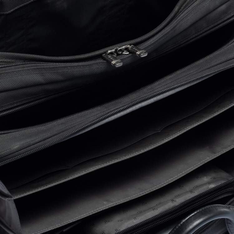 Pre Owned TUMI Black Nylon 2 Wheel Alpha 2 Short Trip Case