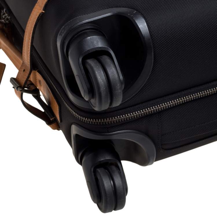 مملوكة مسبقًا TUMI Black/Brown Nylon and Leather Trim Limited Edition 38/1975 40th Anniversary Collection Luggage 