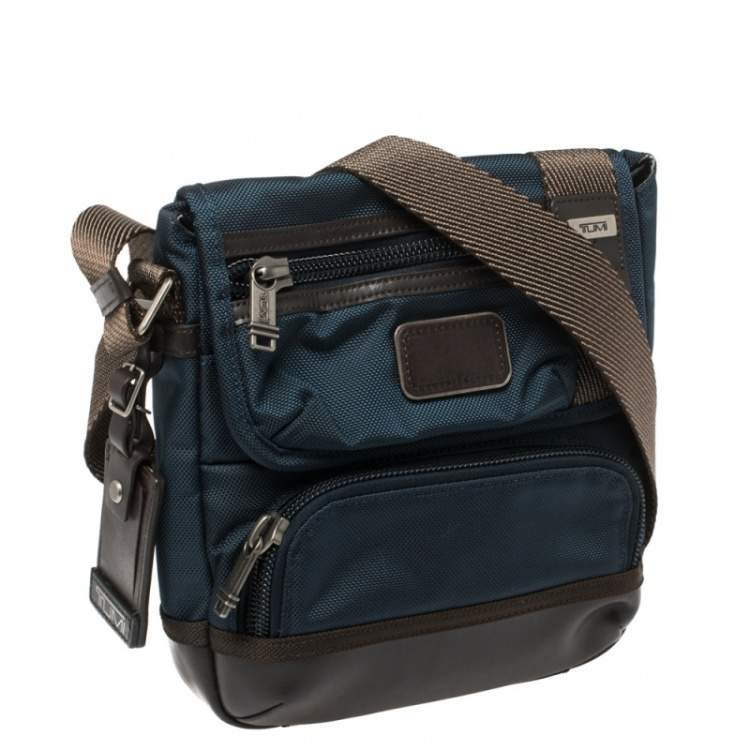 Pre Owned Tumi Blue/Brown Nylon and Leather Alpha Bravo Barstow Messenger Bag