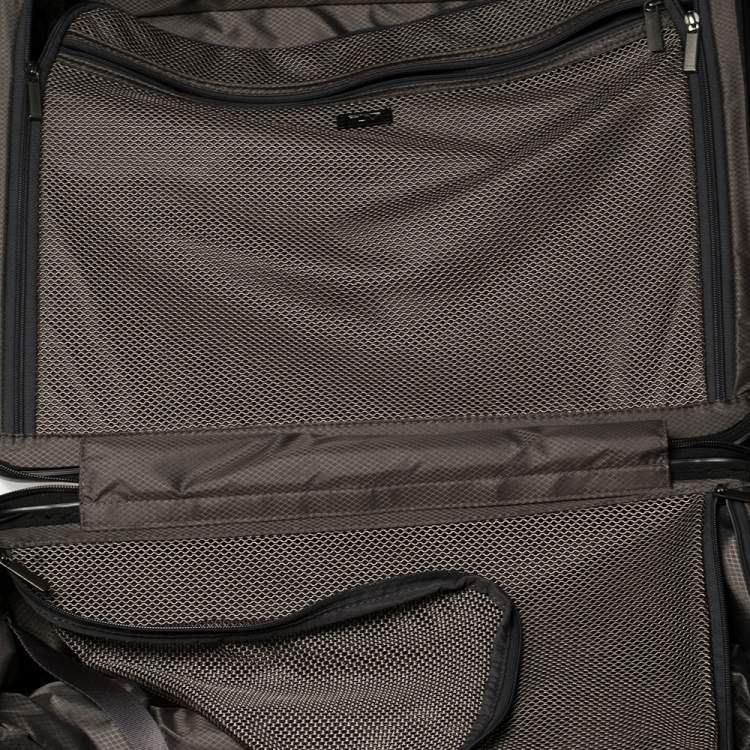 Pre Owned TUMI Sliver Polycarbonate 19 Degree International Carry On Luggage