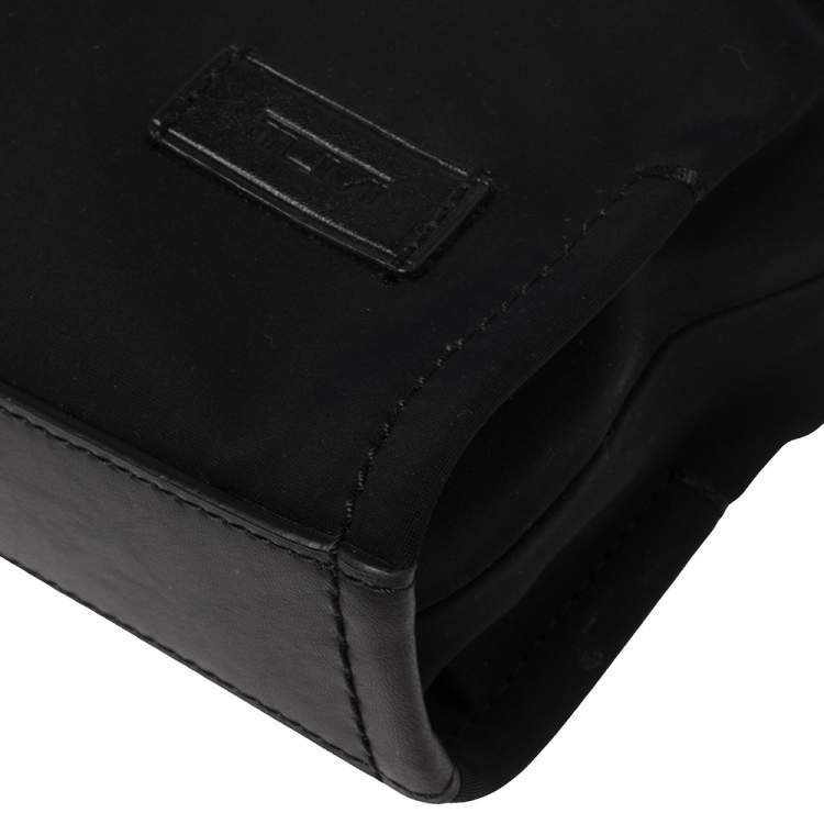 Pre Owned TUMI Black Nylon and Leather Messenger Bag