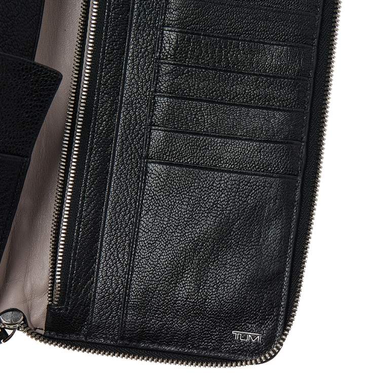Pre Owned Tumi Black Leather Zip Around Wallet