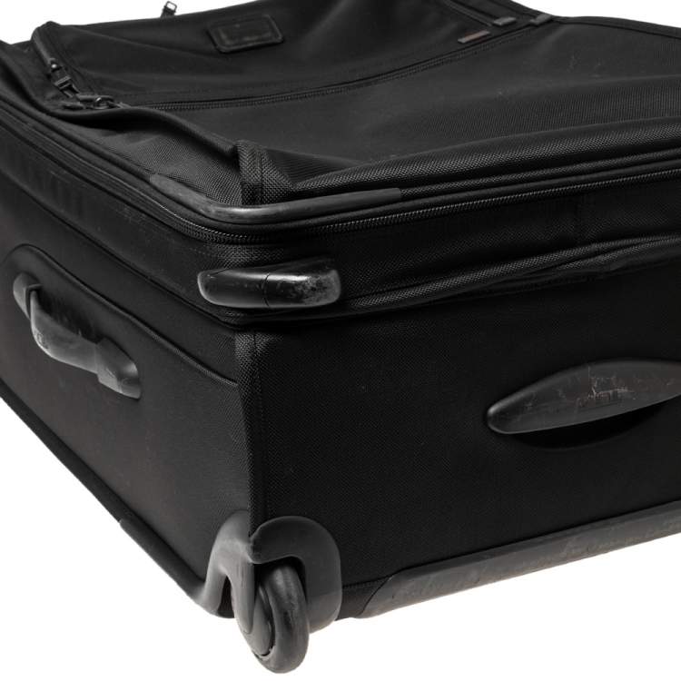Pre Owned TUMI Black Nylon 2 Wheeled Alpha Expandable Short Trip Luggage