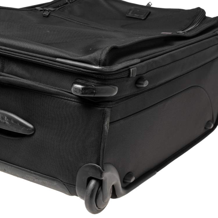 Pre Owned TUMI Black Nylon 2 Wheeled Alpha Expandable Short Trip Luggage