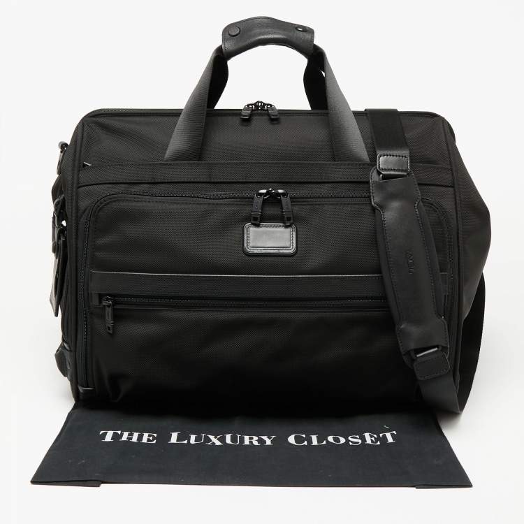 Pre Owned Tumi Black Nylon Alpha II Weekender Bag