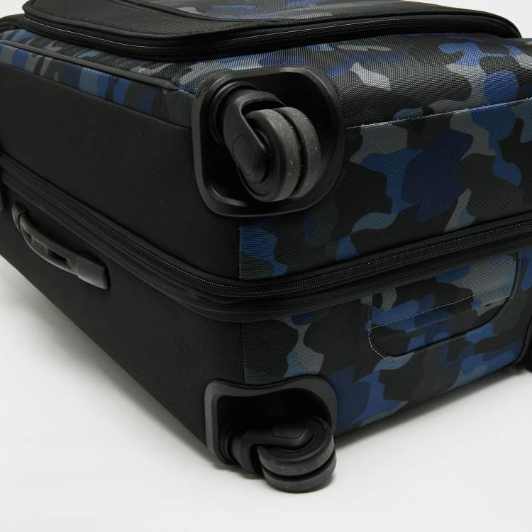 Pre Owned TUMI Blue Camouflage Nylon Merge Short Trip Expandable Packing Case